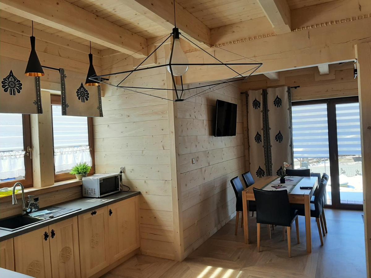 Domki Malcykowka W Zebie Z Jacuzzi Zab Exterior foto